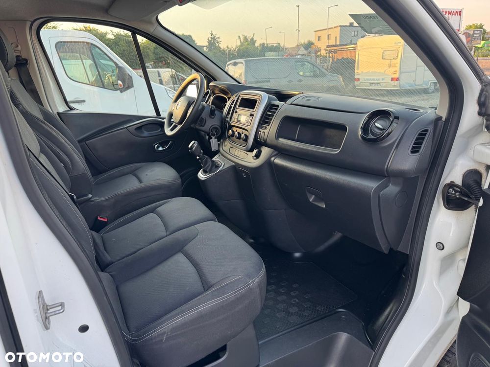 Renault Trafic - 13