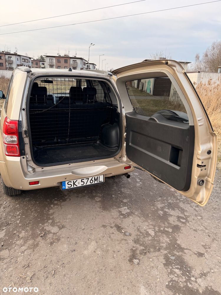 Suzuki Grand Vitara 2.4 Premium EU5 - 5