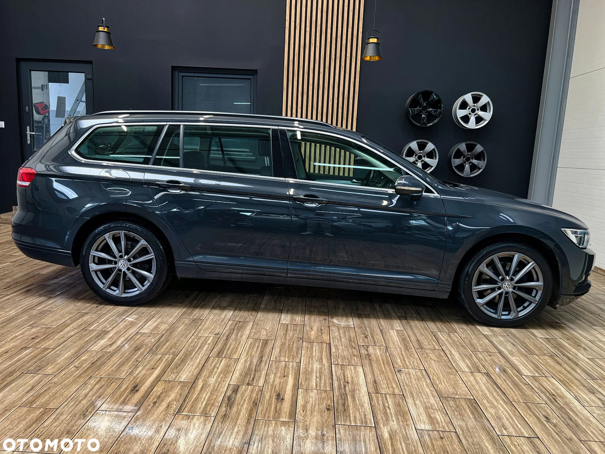 Volkswagen Passat 2.0 TDI Business DSG - 5