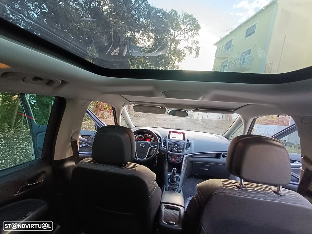 Opel Zafira 1.6 CDTi Cosmo - 4