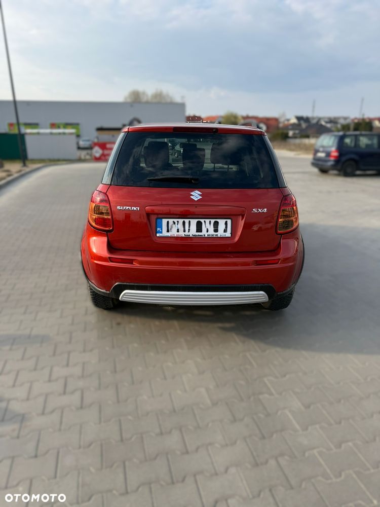 Suzuki SX4 1.6 GS / Premium - 3