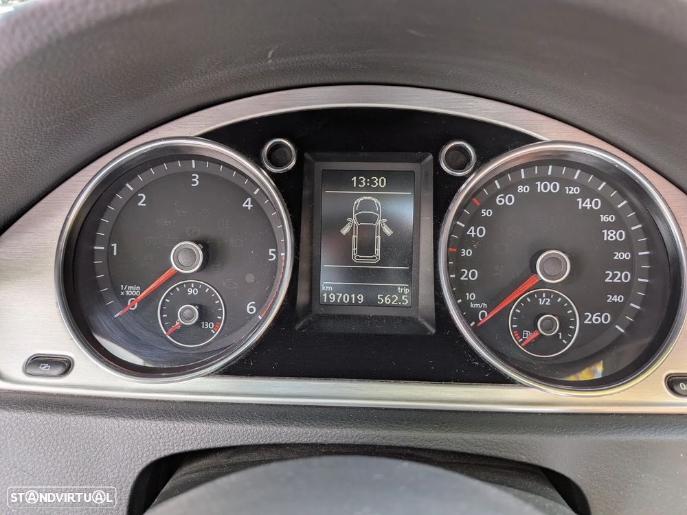 VW Passat Variant 1.6 TDI BlueMotion Comfortline - 21