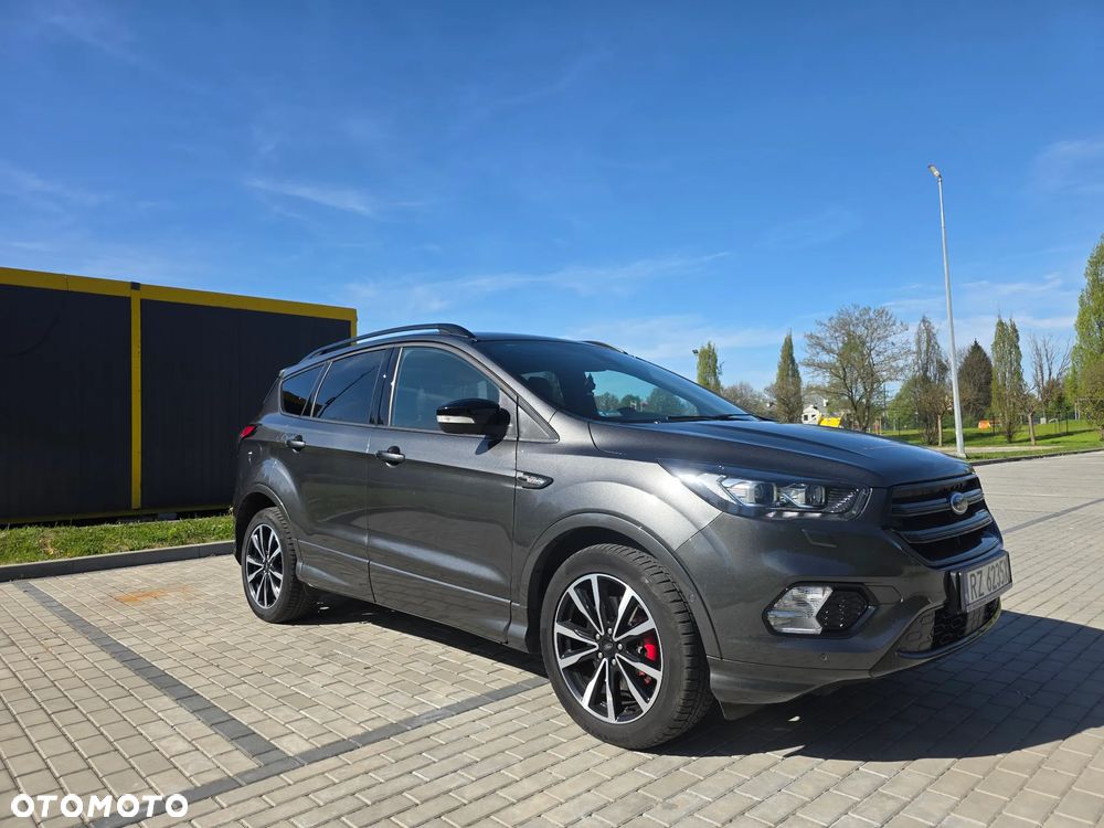 Ford Kuga 2.0 TDCi AWD ST-Line - 4
