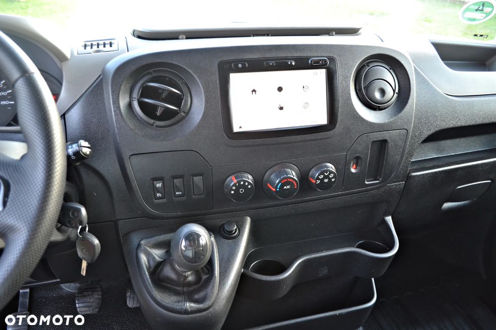 Renault Master - 25