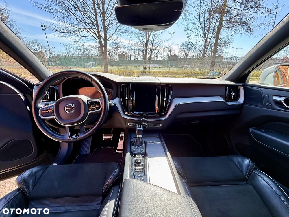 Volvo XC 60 D4 SCR R-Design - 23