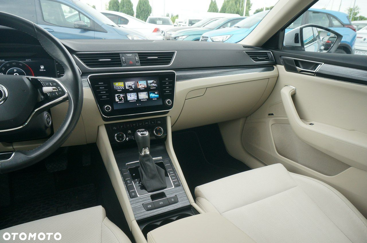 Skoda Superb - 16
