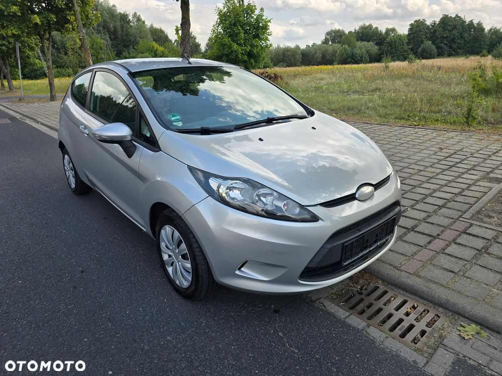 Ford Fiesta 1.6 TDCI Ambiente - 3