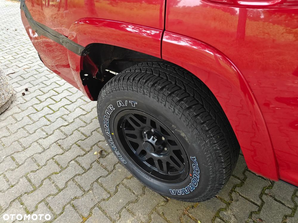 Toyota 4-Runner - 12