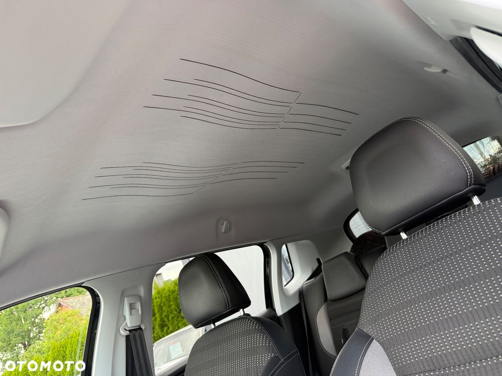 Peugeot 2008 PureTech 82 Style - 35