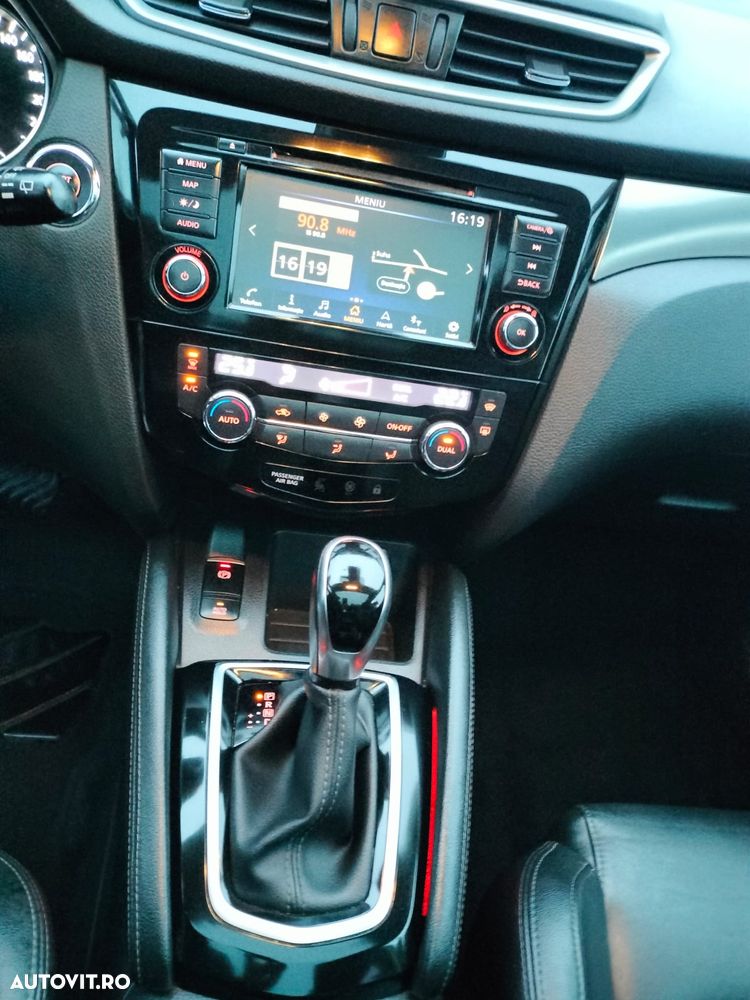 Nissan Qashqai 1.3 157CP 2WD Tekna DCT - 7