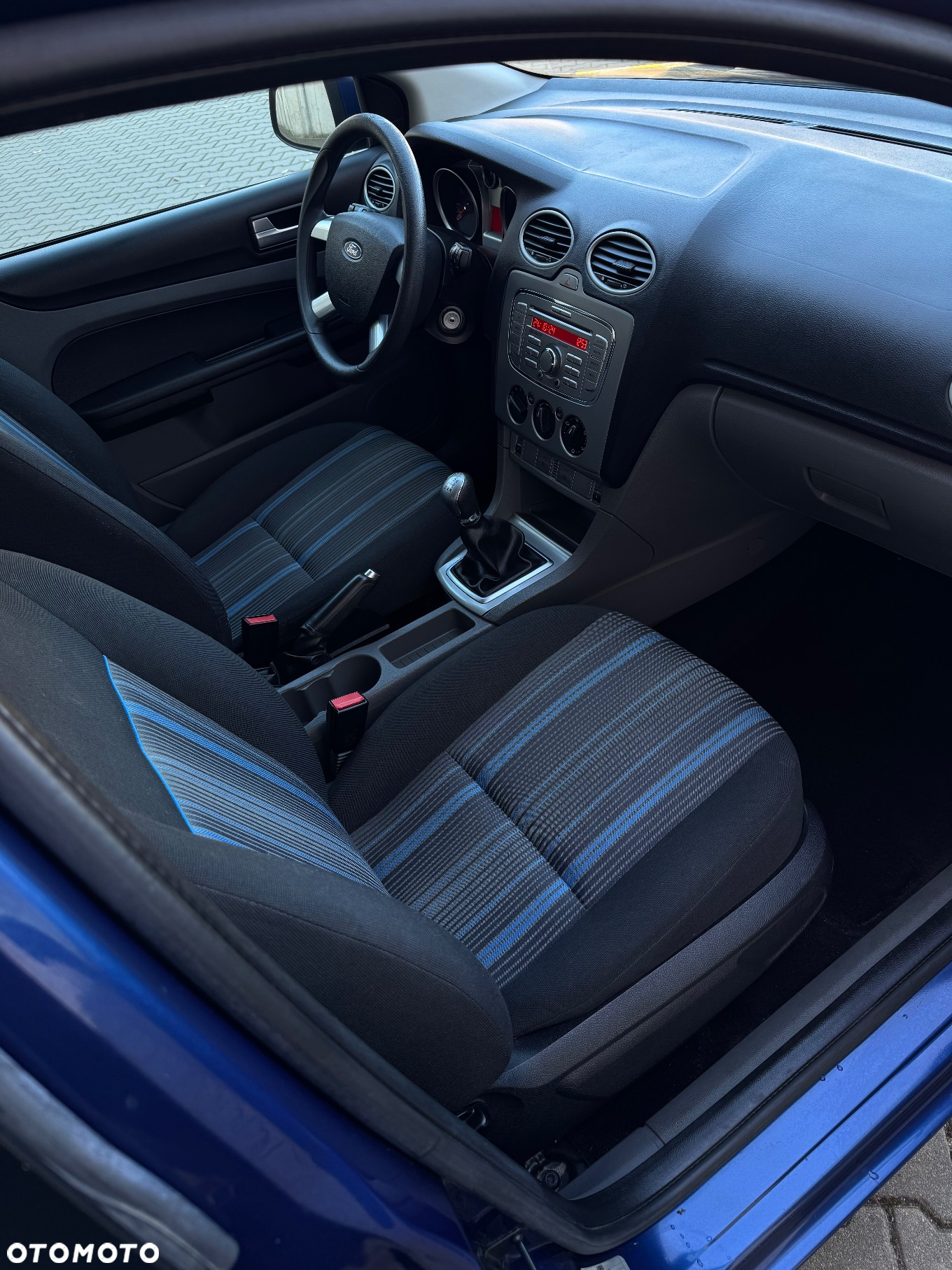 Ford Focus 1.8 Style - 22