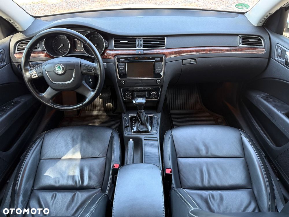 Skoda Superb - 16