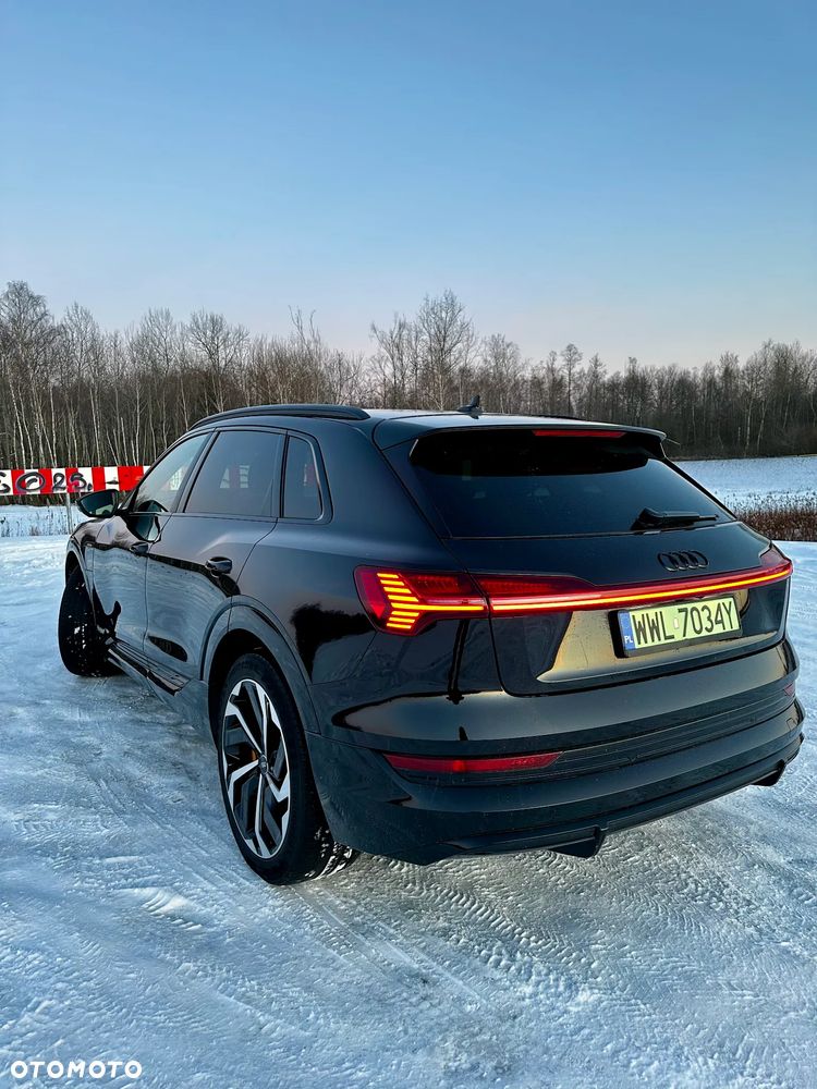 Audi e-tron 55 Quattro S Line - 8