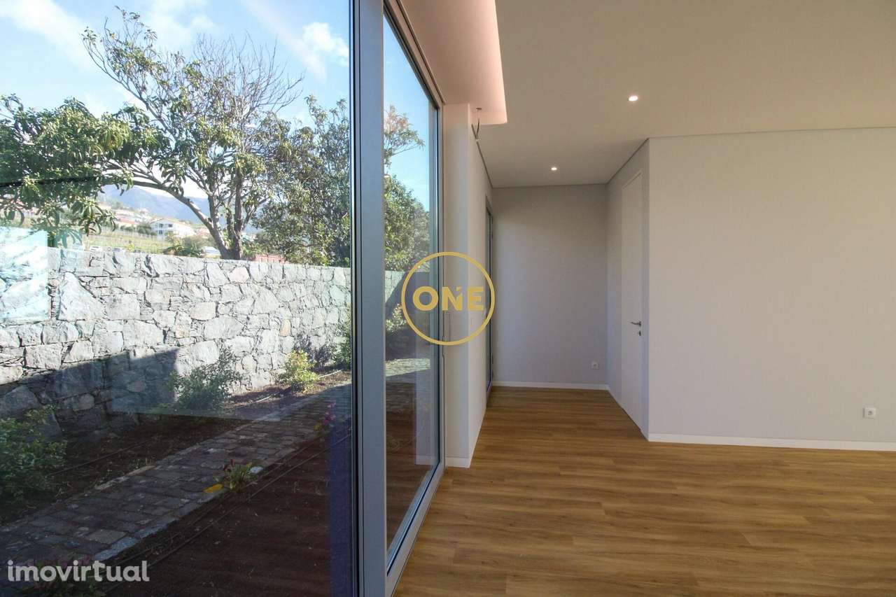 Moradia T4 - Grande imagem: 2/60