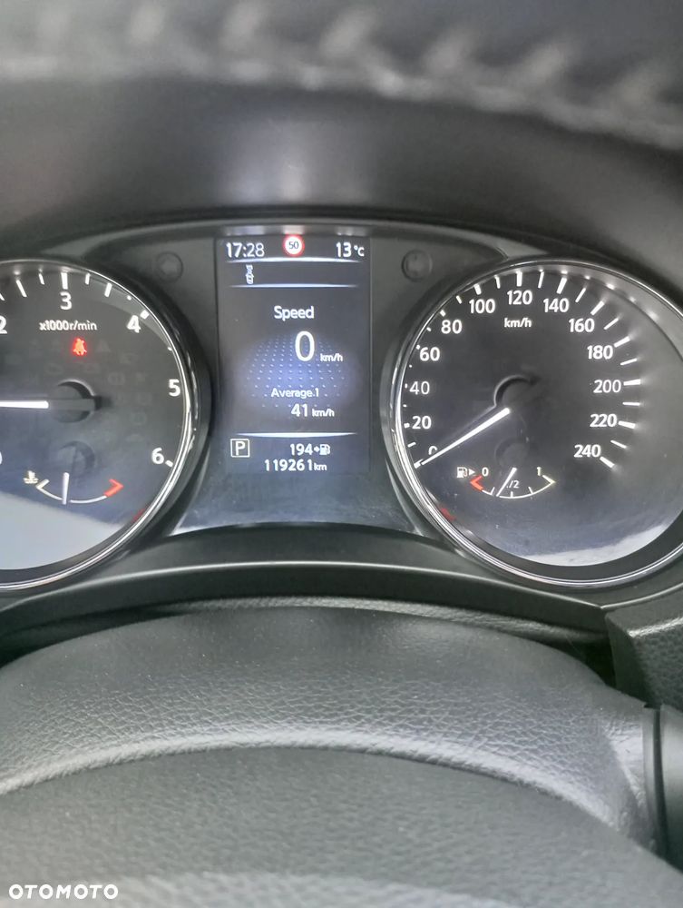 Nissan Qashqai - 23