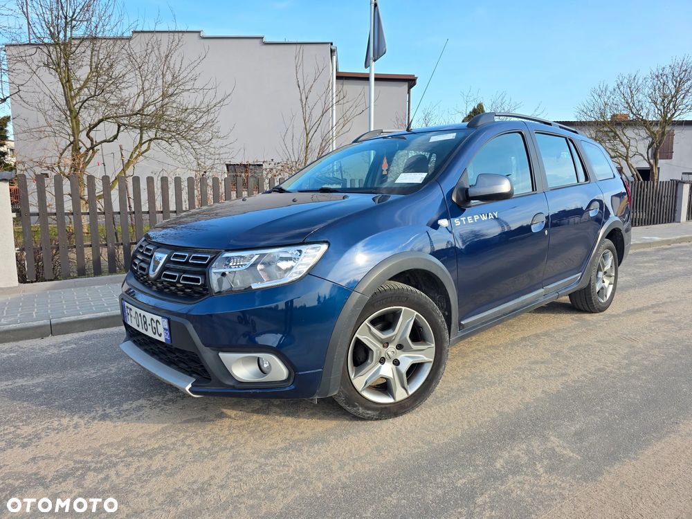 Dacia Logan TCe 90 (S&S) Stepway - 1