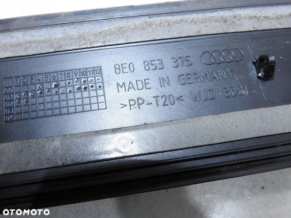 LISTWA NAKŁADKA PROGU LEWY TYŁ AUDI A4 B6 - 8