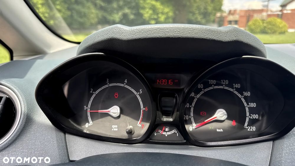 Ford Fiesta 1.25 Viva - 39