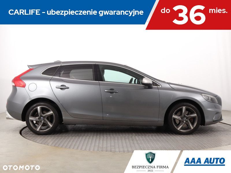 Volvo V40 - 8