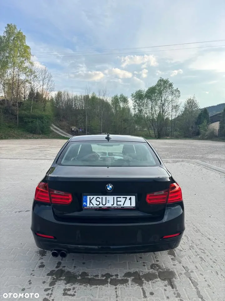 BMW Seria 3 316d - 11