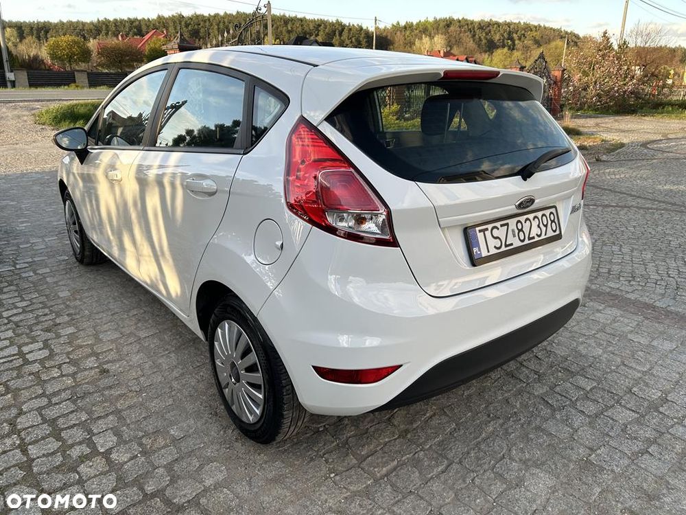 Ford Fiesta - 9
