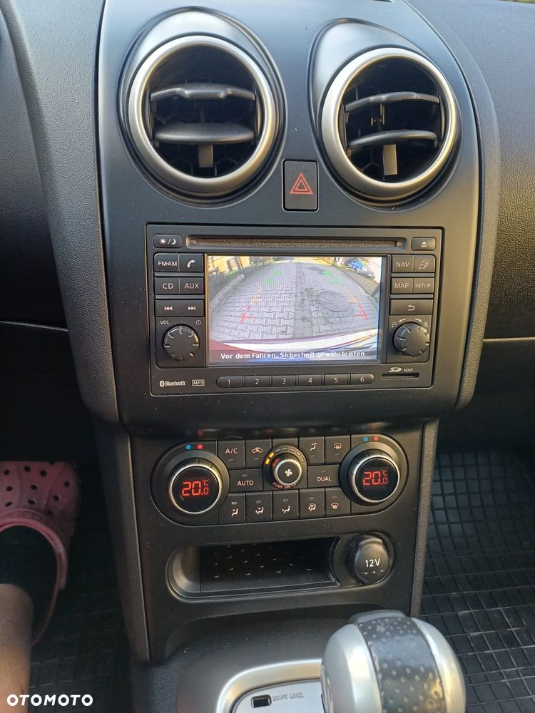 Nissan Qashqai 2.0 360 CVT - 11