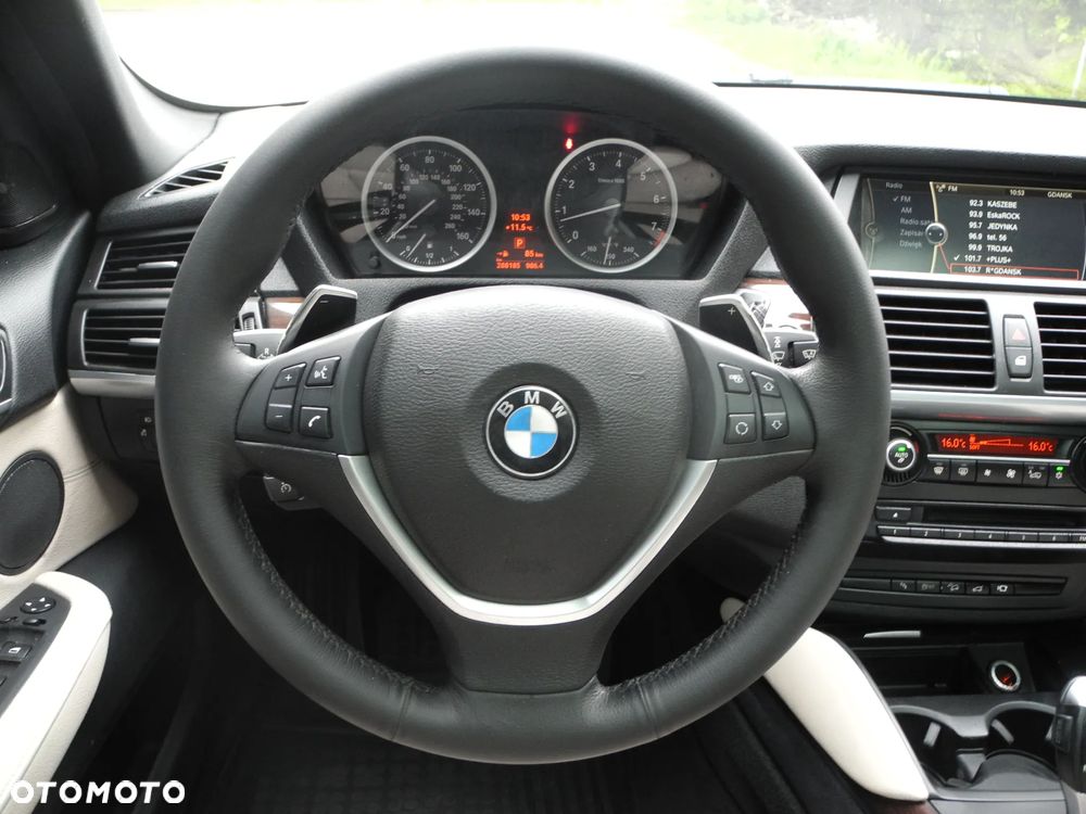 BMW X6 xDrive35i M Sport - 8