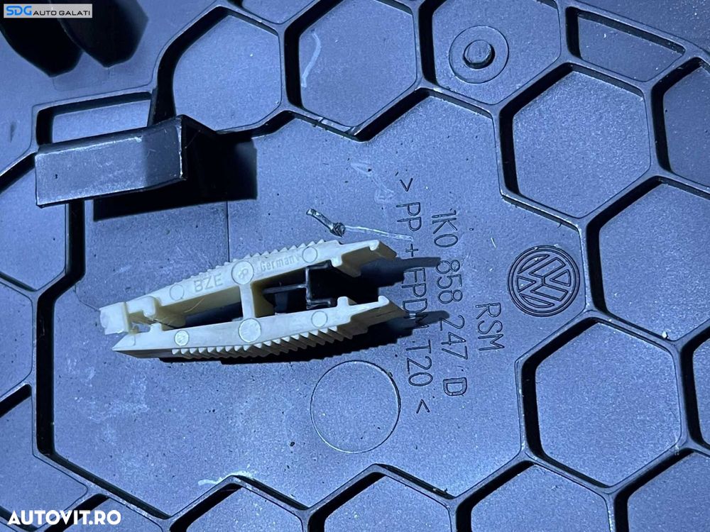 Ornament Capac Plastic Stanga Sofer Bord Volkswagen Golf 5 2004 - 2008 Cod 1K0858247D - 5