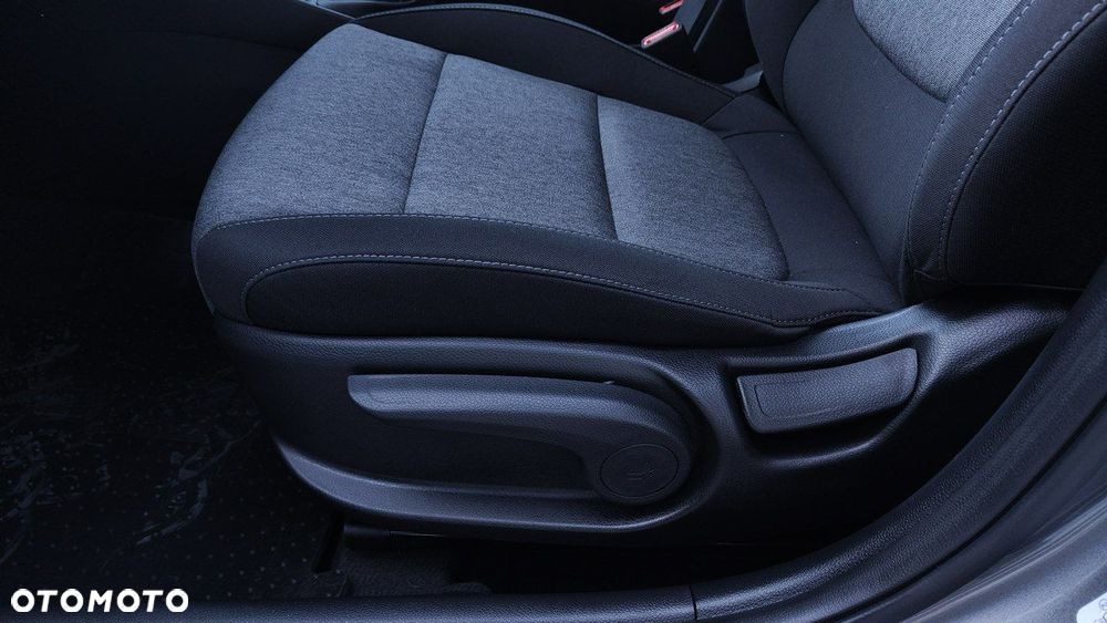 Kia Stonic - 10