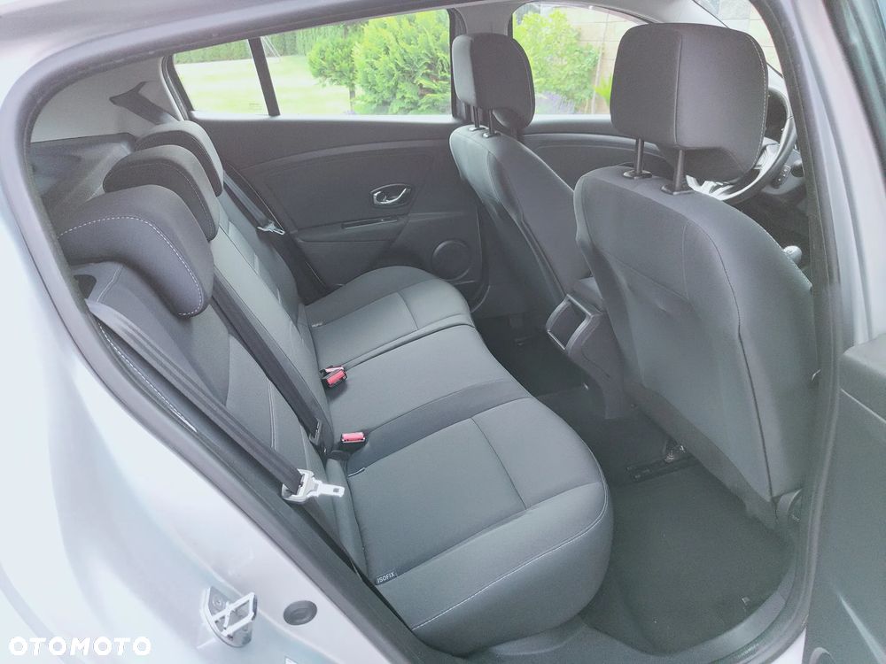 Renault Megane ENERGY TCe 130 INTENS - 9