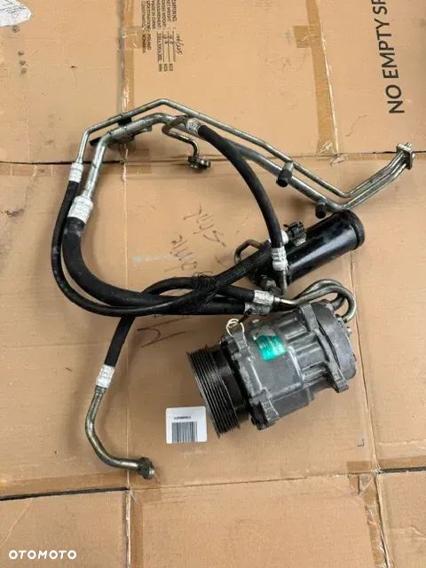 Kompresor klimatyzacji z przewodami Renault Mascott 3.0 04-10 8200201422 - 1