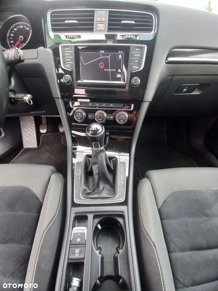 Volkswagen Golf Variant - 26