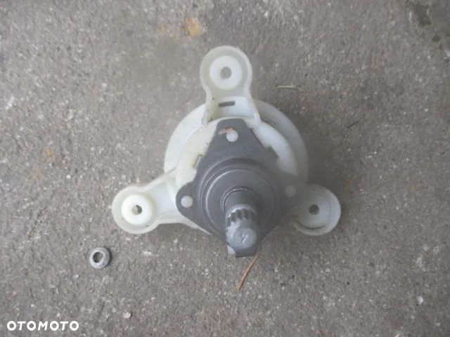 VW T5 podnośnik mechanizm szyby przedni lewy - 1