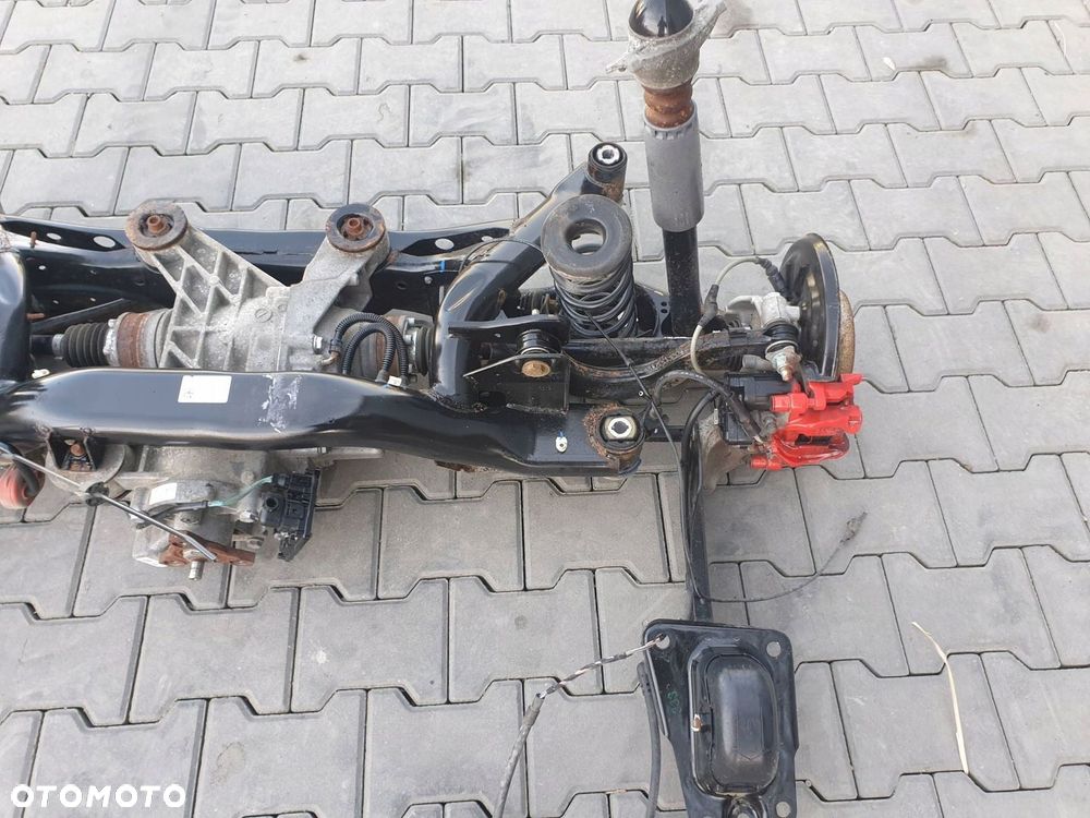 Belka tylna most Audi A3 8V - 4