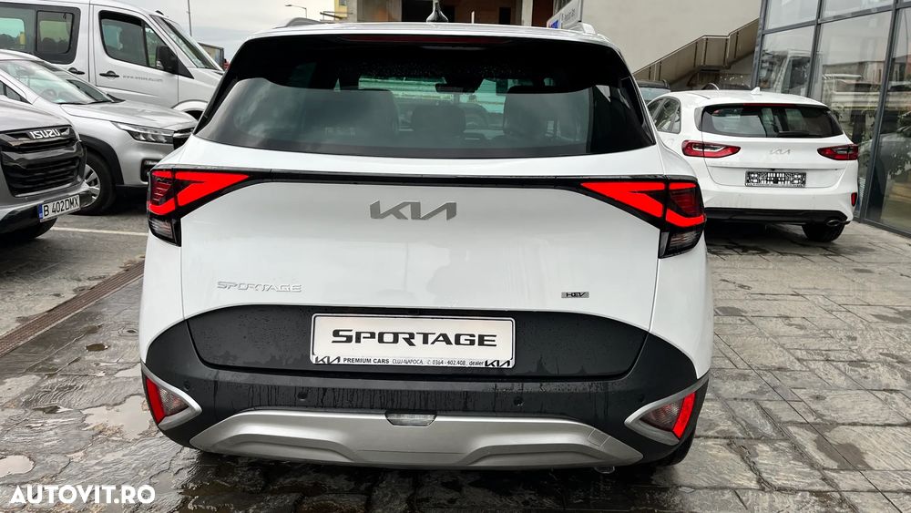 Kia Sportage 1.6 T-GDI HEV 6AT 4x2 Style - 4