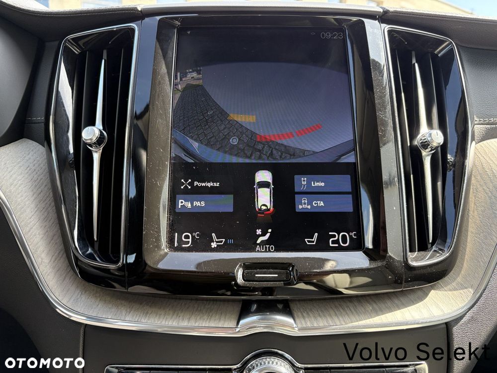 Volvo XC 60 - 13