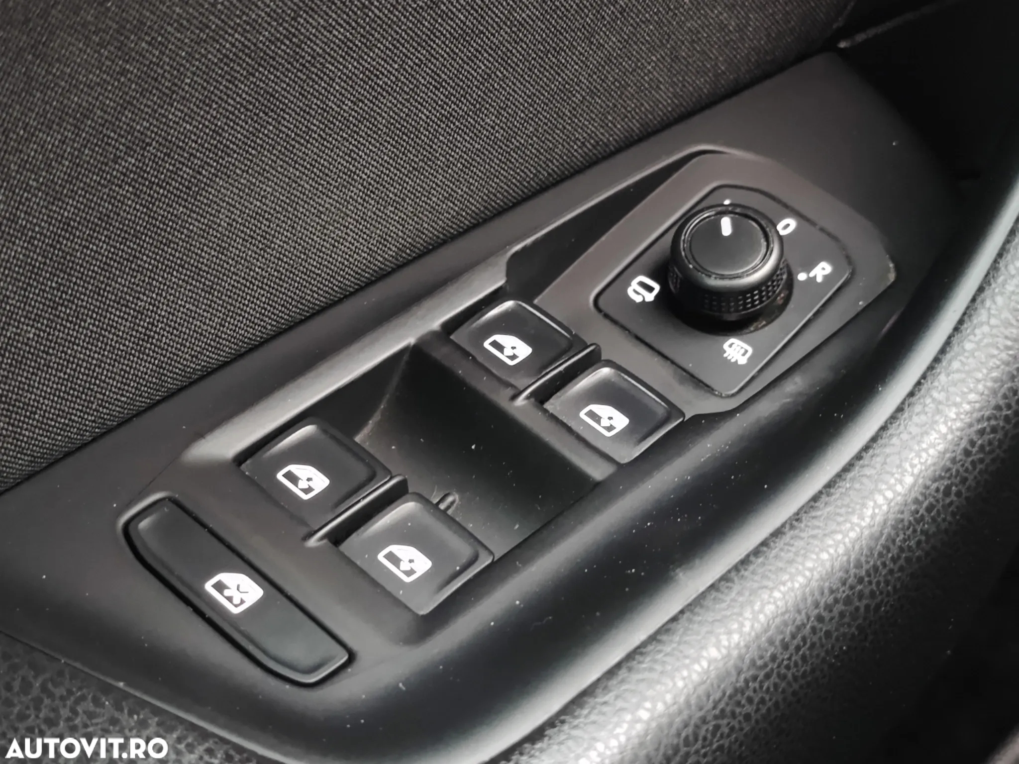 Volkswagen Passat - 18