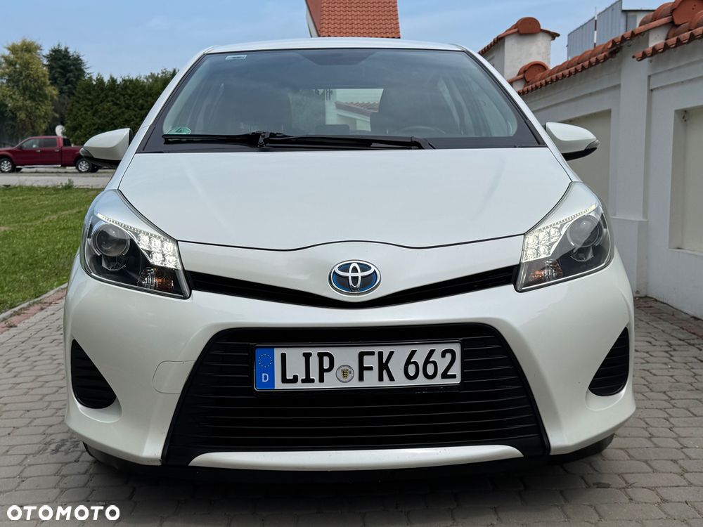 Toyota Yaris - 33