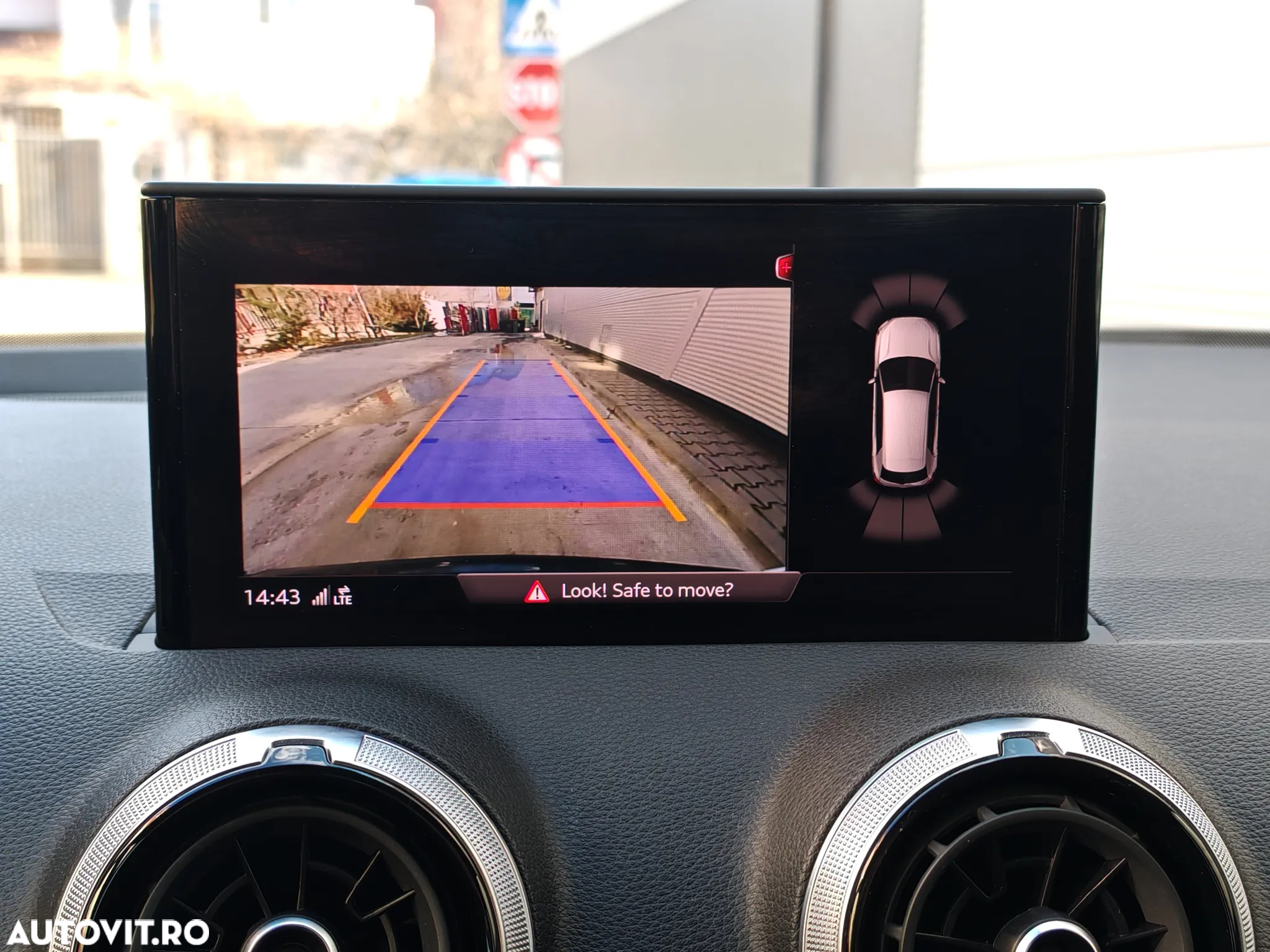 Audi Q2 30 TDI Advanced - 31