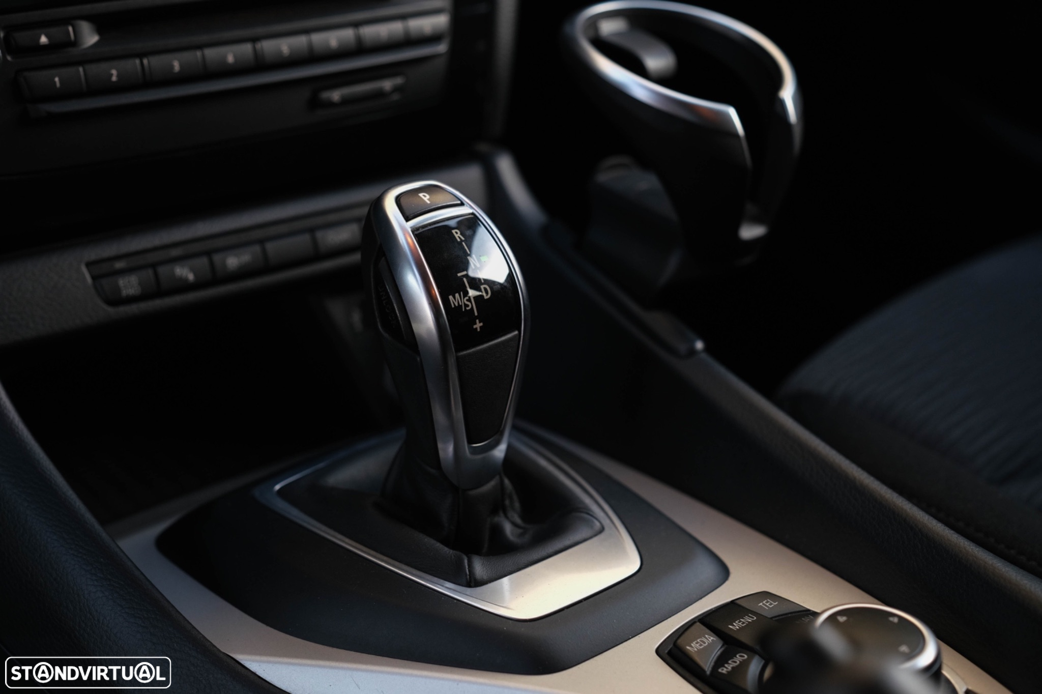 BMW X1 18 d sDrive Auto - 13