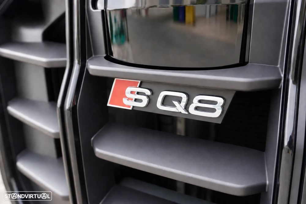 Audi SQ8 TFSI quattro Tiptronic - 14