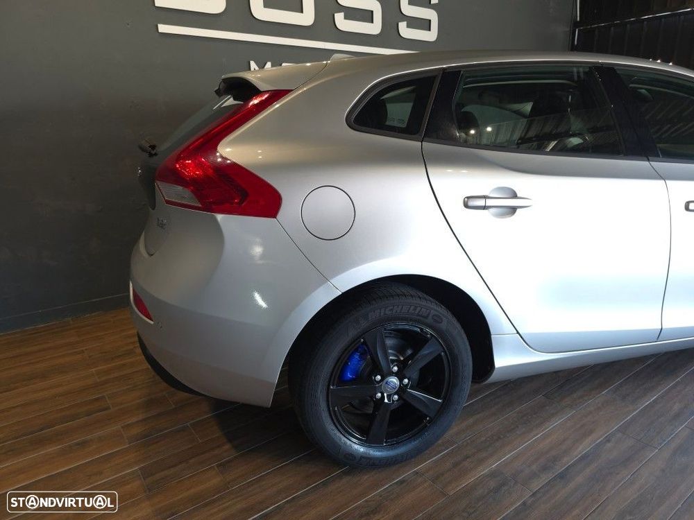Volvo V40 1.6 D2 Momentum - 12