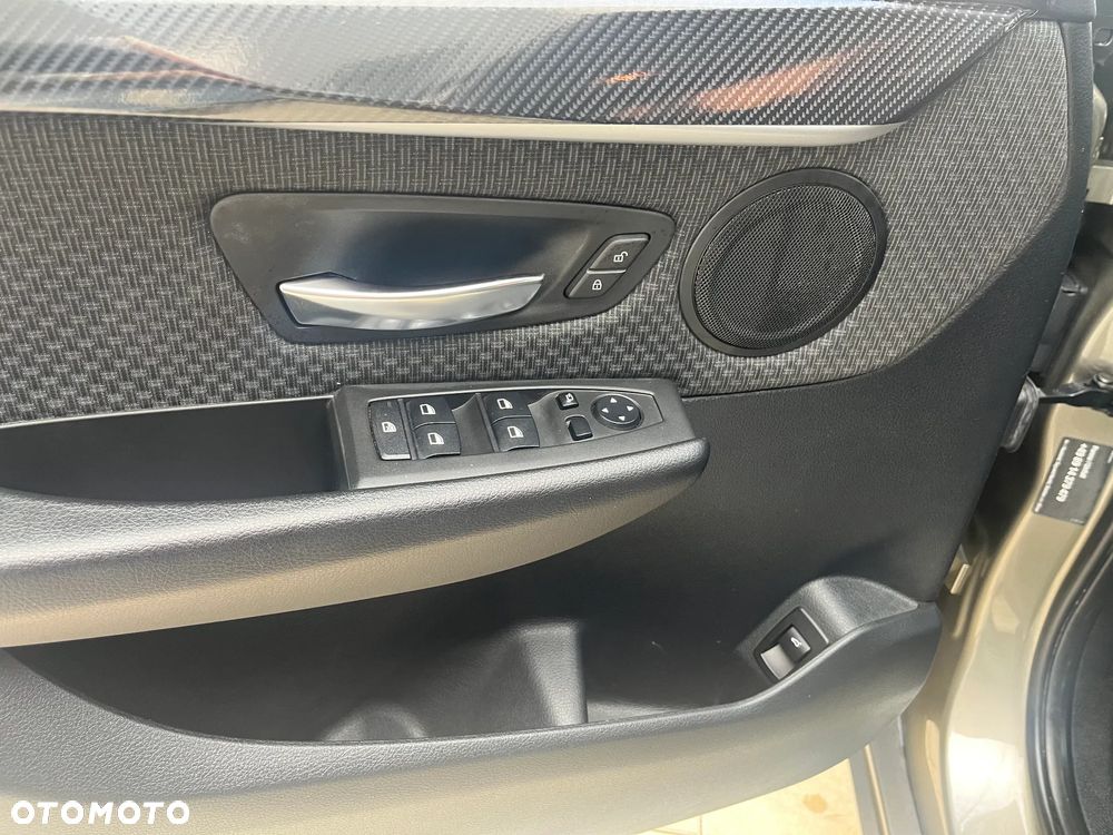 BMW Seria 2 216i Active Tourer - 14