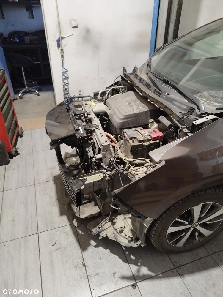 Nissan Leaf - 27