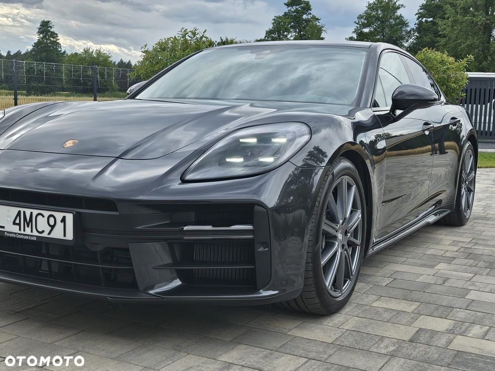 Porsche Panamera - 8