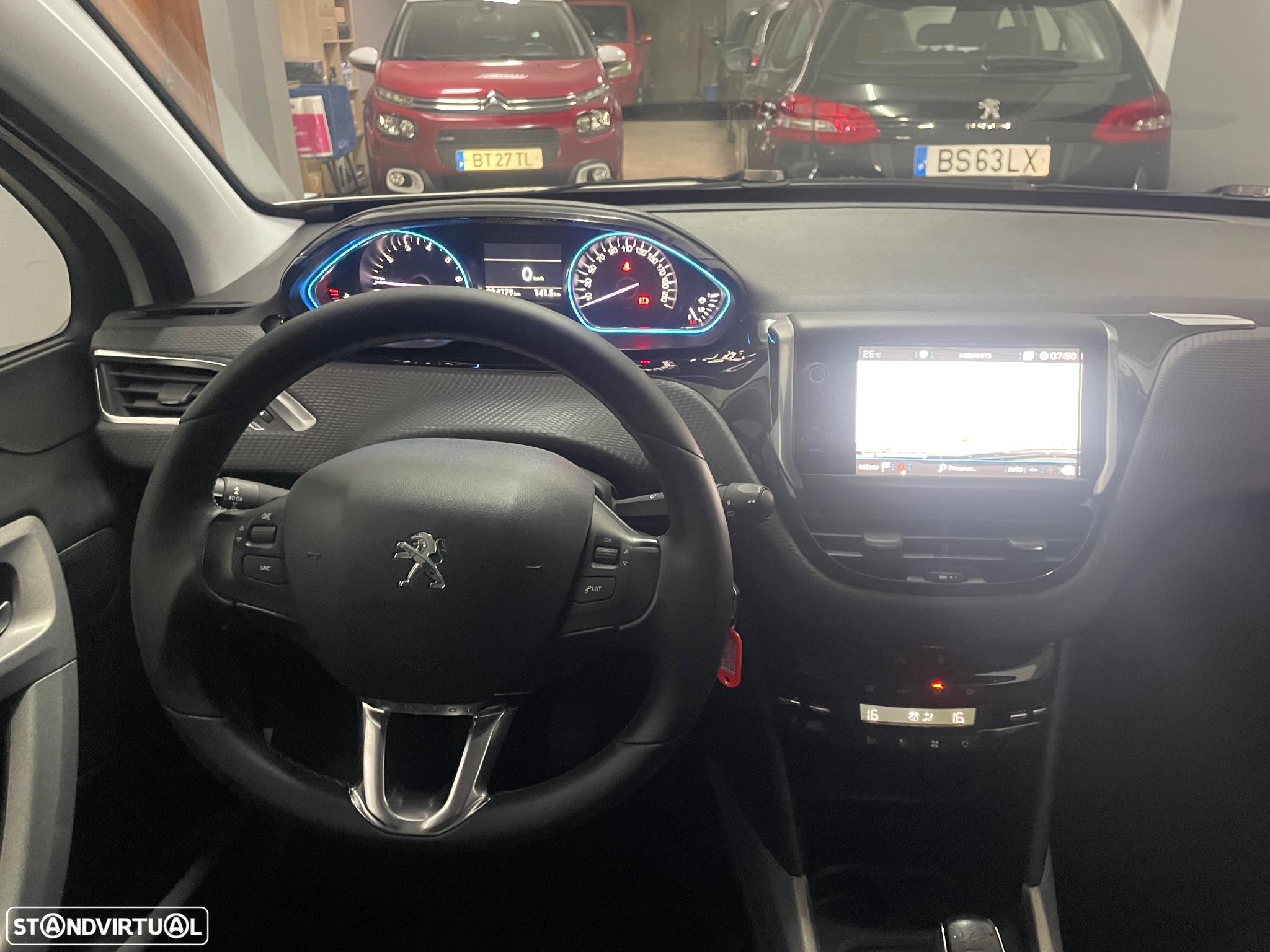 Peugeot 2008 PureTech 110 Stop&Start Allure - 22
