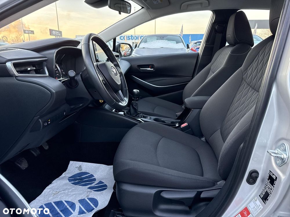 Toyota Corolla 1.6 Comfort - 13