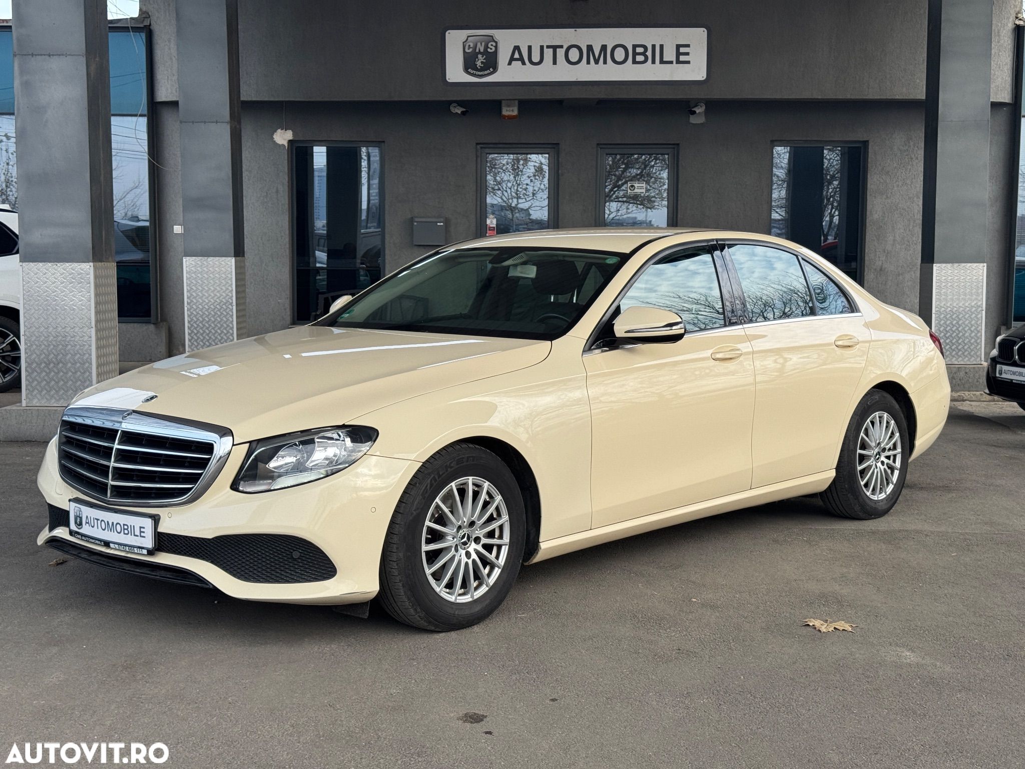 Mercedes-Benz E - 1