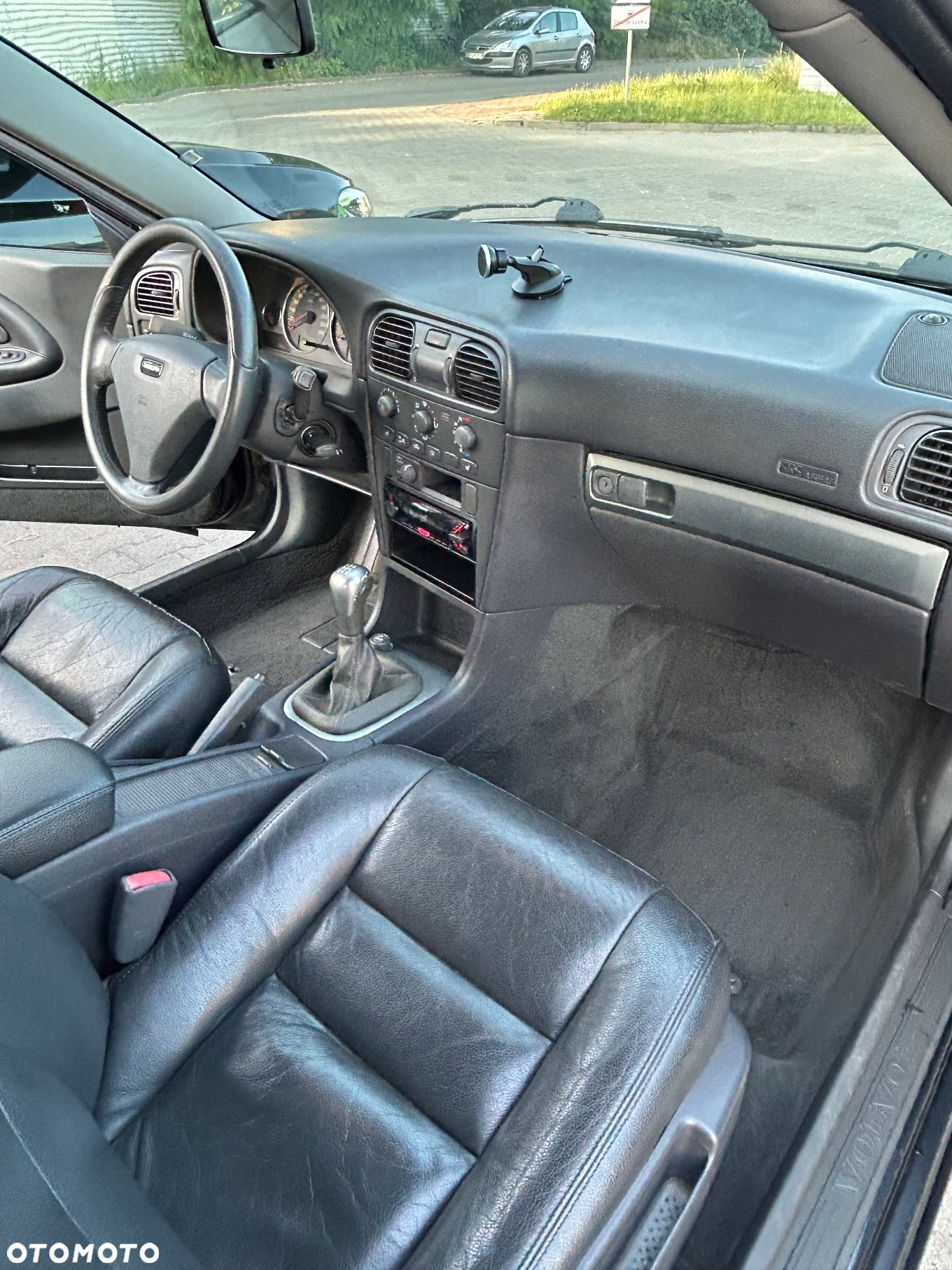Volvo V40 1.8 - 10
