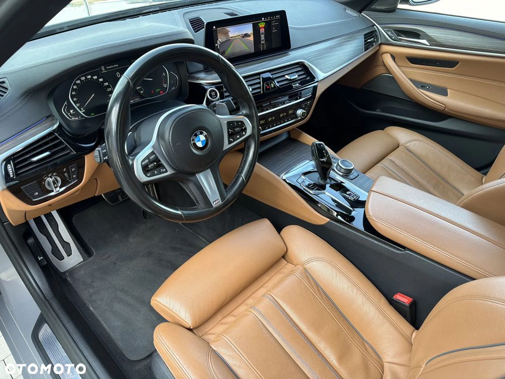 BMW Seria 5 520d xDrive M Sport sport - 13